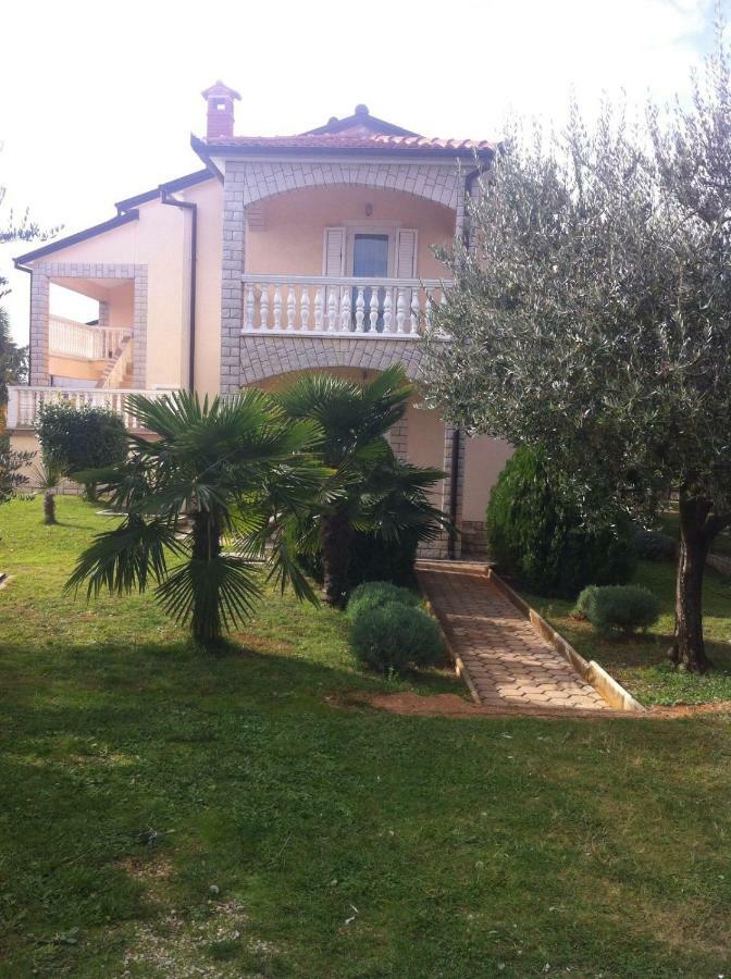 Apartments Marinela Poreč Exterior foto
